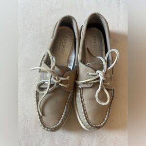 Boat shoes